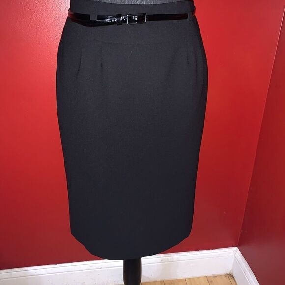 Tahari Skirt Set  - Picture 5 of 8